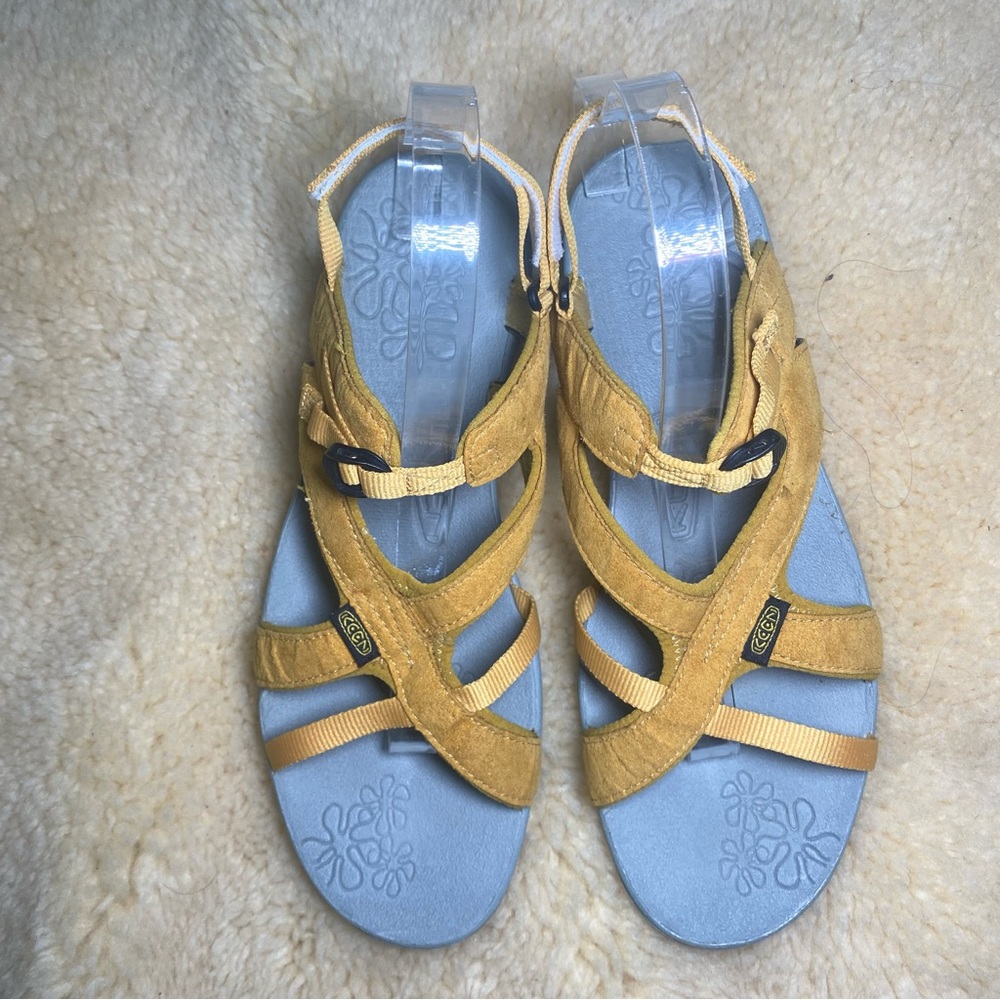 KEEN La Paz Women's Yellow Strappy Outdoor Hiking Trail Sandals Shoes size 10.5 - Picture 2 of 7